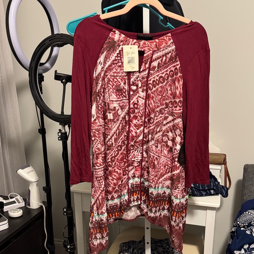 Elegant Burgundy Patterned Blouse